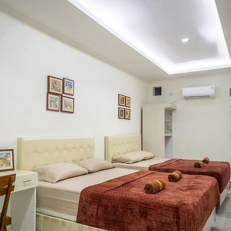 Zenrra House Hotel Bandung Exterior photo